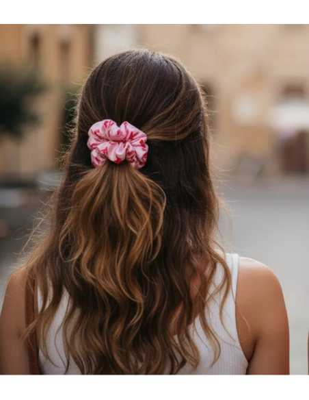 Chouchou Octobre Rose – Accessoire capillaire solidaire et élégant